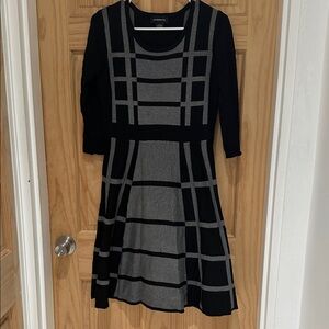 Liz Claiborne Black and Gray Checkered Long Sleeve Dress
